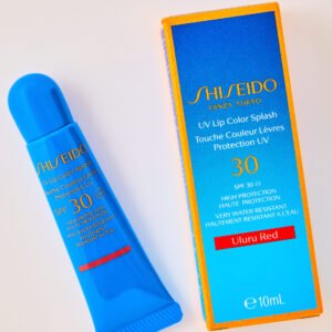 Shiseido UV Lip Color Splash FPS 30 Uluru Red – Gloss Hidratante 10ml